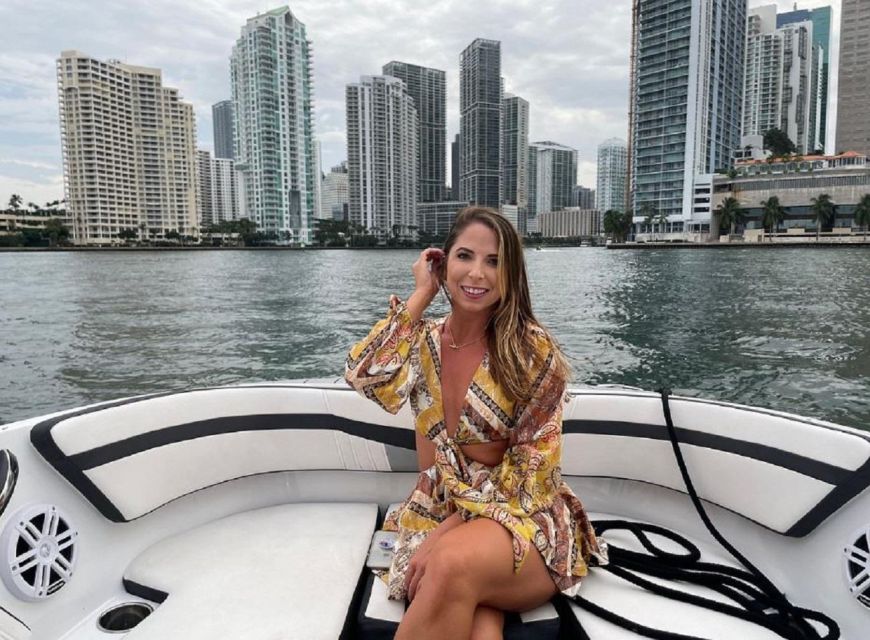 1 hour Miami Private Boat Ride with champagne and captain - Should you book this Coconut Grove boat ride?
