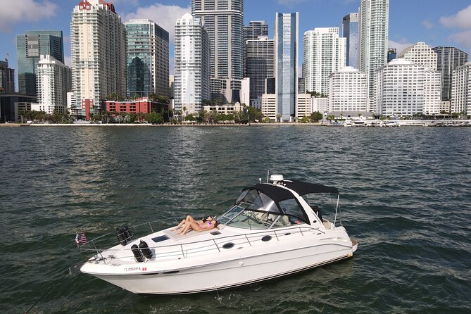 2 Hour Serenity and Scenery Yacht Cruise Miami - Miami’s skyline from a private boat