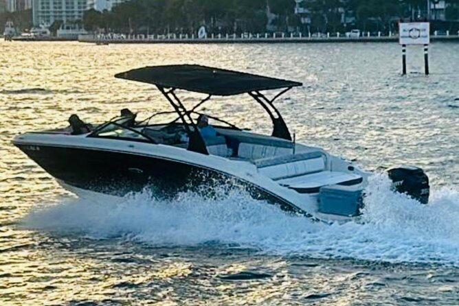 2-Hours Private Miami Boat Tour With Champagne - Starting on the Miami River at 961 NW 7th Street
