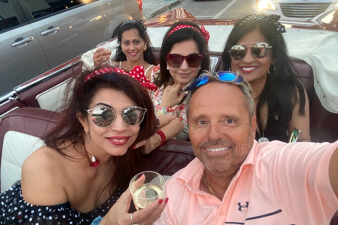 2H Private Classic Car Tour Miami Beach & Wynwood - Scenic sculpture stops and time for photographs
