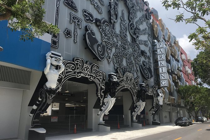 2H Private Classic Car Tour Miami Beach & Wynwood - Downtown Miami and the view of a city growing upward