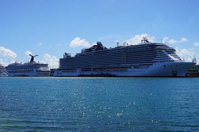 3 Hour Party Boat Jet ski Banana Tube and open bar in Miami - What the $179 price includes
