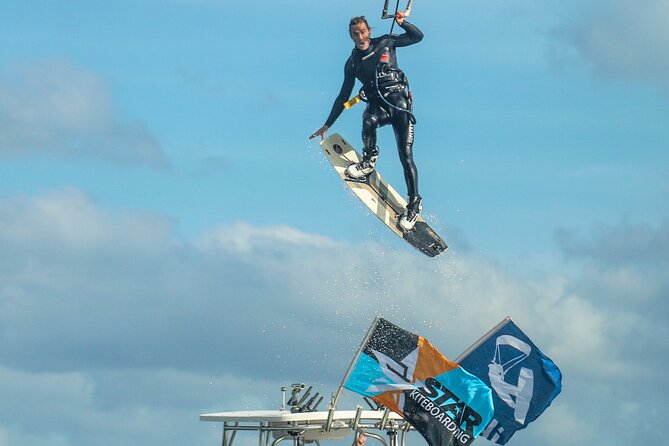 3 hour private Kiteboarding Lesson in Miami - Getting ready with private instruction