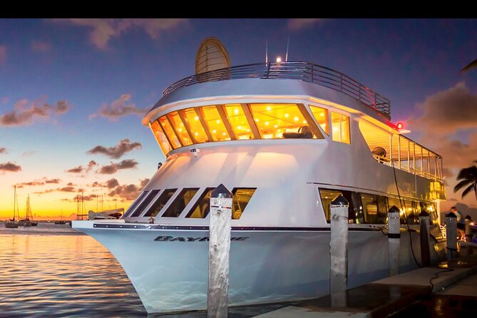 3 Story 100ft Hip Hop Yacht Party with 3 Hour Open Bar - Key points to know before booking