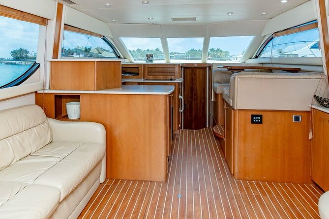 4-Hour 42 Meridian Yacht Rental with Captain in Miami Florida - Final Advice: Should You Book It?