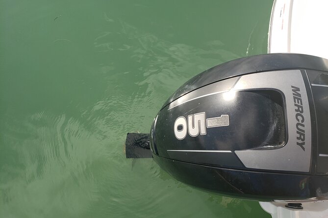 42 to 46 Ft Private Yacht Miami, rent for 2 our 4 hours, 12 ppl - The captain matters more than the brochure
