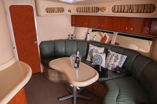 45 Ft Private Yacht Rental in Miami - Who will get the most from this yacht rental