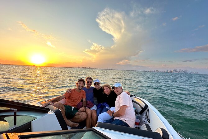 50' Private Yacht Experience in Miami for 12 people - Why this private yacht makes sense for a group