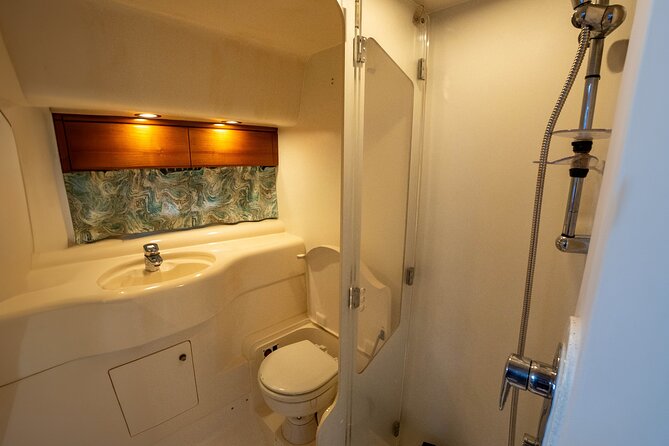 70ft + Free Hour | Miami Yacht Rental | 3 to 8 Hours | 13 ppl - The boat-size issue you should address before booking