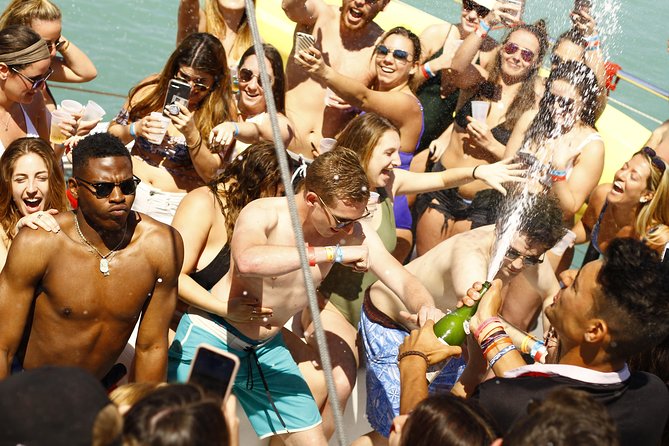 All Inclusive Party Boat Miami - What the three-hour cruise is like