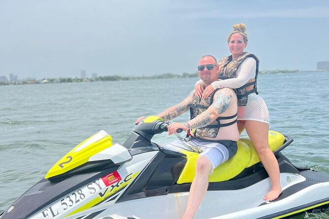 AquaFusion Combo: Jet Ski + Party Boat Excursion (Groups) - Guides and safety on the water