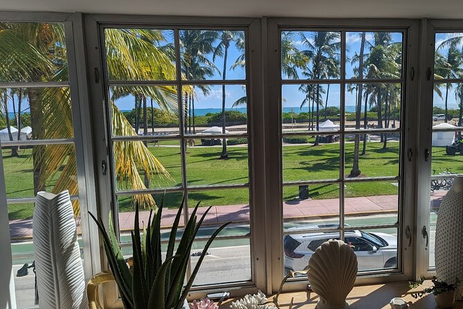 Award-winning Art Deco & Neon Lights Walking Tour in Miami Beach - Key points to know before you book