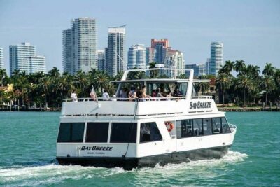 Biscayne Bay and Celebrity Island Homes Boat Tour 90 Minute