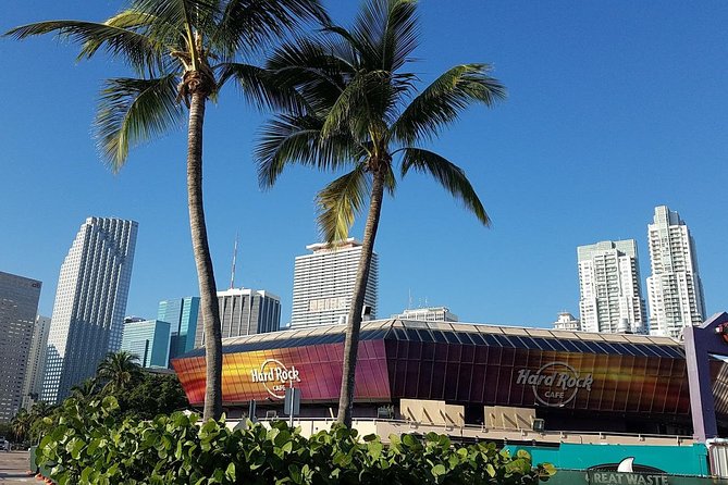 Biscayne Bay and Celebrity Island Homes Boat Tour 90 Minute - Millionaire’s Row and the private islands