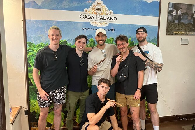 Cigar Factory Tour in Little Havana, Miami - Enter the galera and handle the tobacco
