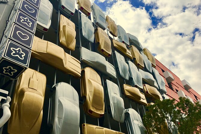 Classic Car Tour of Miami Beach, Wynwood and Little Havana - Ten minutes on Calle Ocho