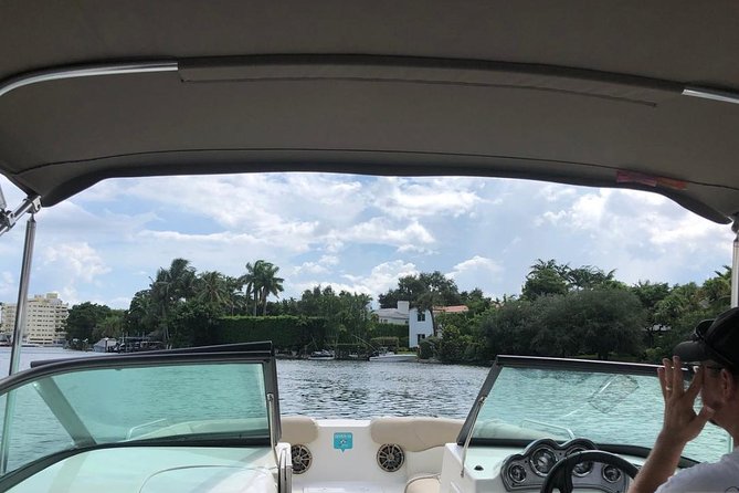 Fully Private Speed Boat Tours, VIP-style Miami Speedboat Tour of Star Island! - A boat-based look at Miami’s cultural sights