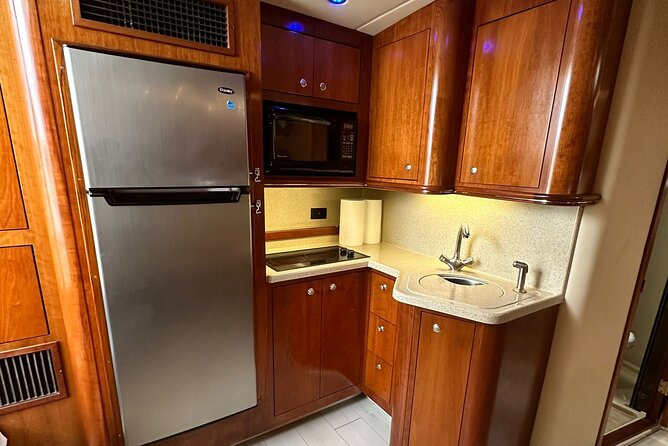 Island Fun Yacht Rental in Miami Beach - Who Will Enjoy This Yacht Rental Most