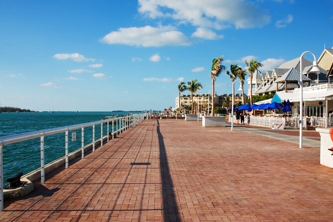 Key West Day Trip from Miami with Activities - Arriving at 908 Caroline Street