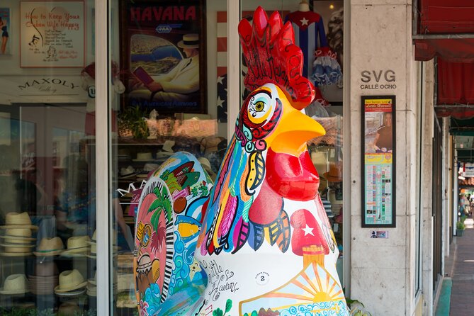 Little Havana Express Tour: Hidden Culinary & Culture Tour - Parque de la Memoria Cubana and the overlooked fruit shop