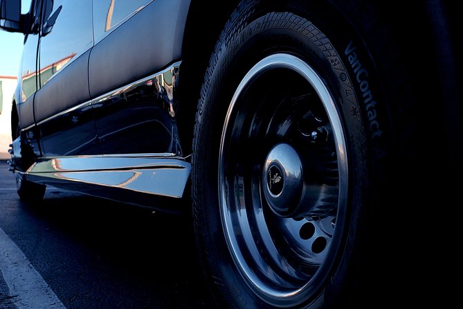 Luxury Party Bus Limo in Miami - Best uses in Miami and South Florida