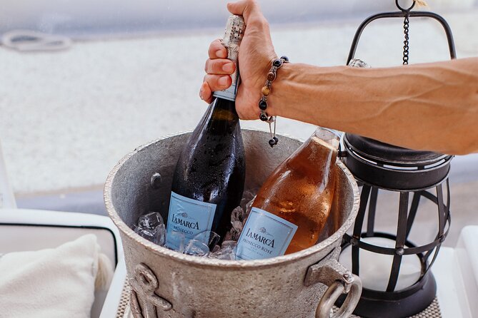 Luxury Shared Miami River E-Boat Cruise with Wine and Charcuterie - Two hours along the Miami River