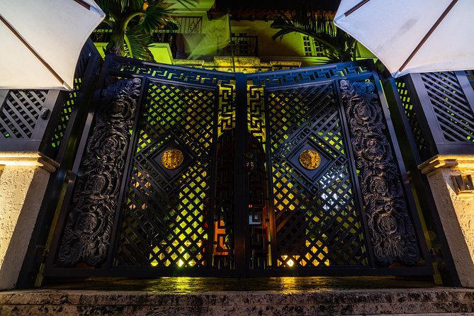 Menace, Murder & Malice: Miami Ghost Tours - What the guides add to the experience