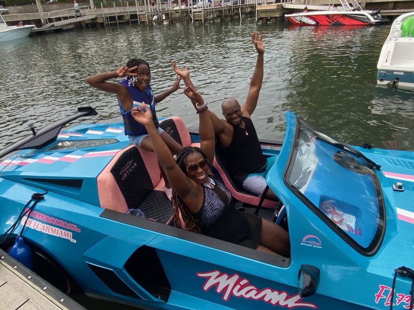 Miami: 1-hour Jetcar Rental - The beach island photo stop