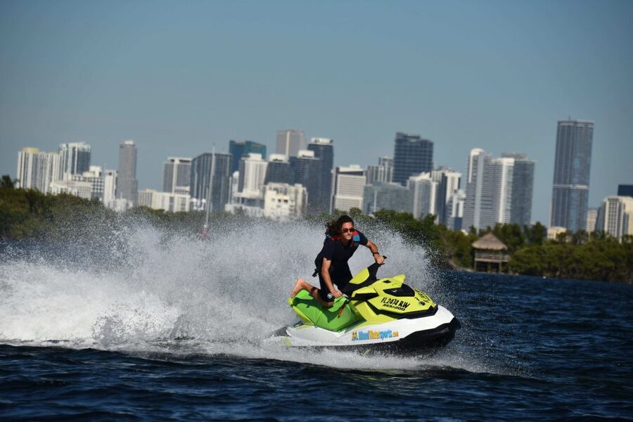 Miami: #1 Jet Ski Company used by Celebrities - Key points at a glance