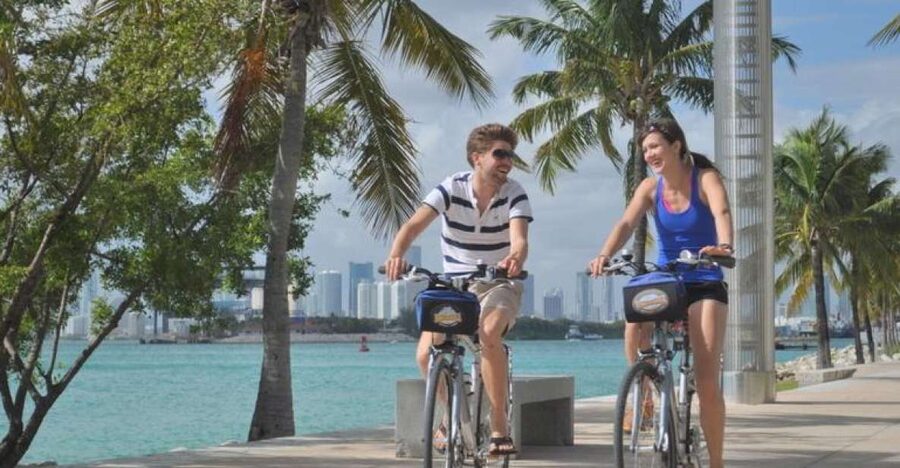 Miami: 2-Hour Art Deco Bike Tour - South Pointe Park and the Government Cut waterway