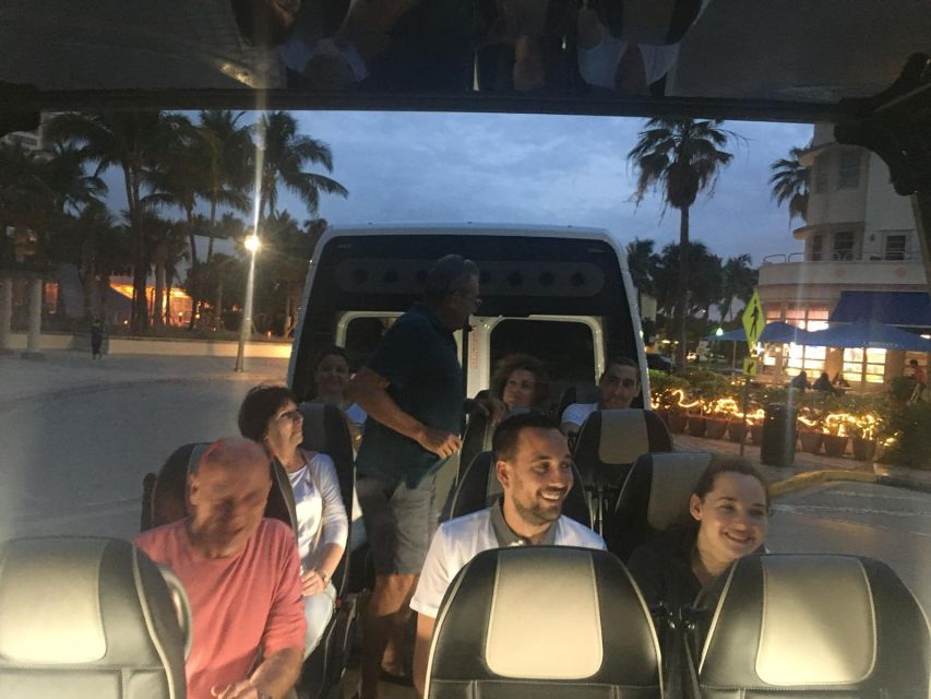 Miami: 2-Hour Guided Panoramic City Tour by Night - Visiting Wynwood Walls