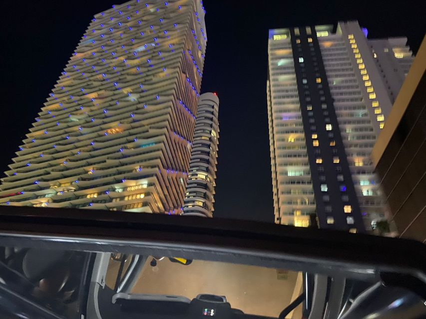 Miami: 2-Hour Guided Panoramic City Tour by Night - What the guides add to the ride