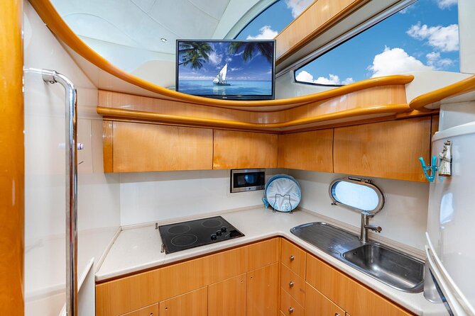 Miami 2 Hours Private Yacht Tour for 13 ppl on a 50 ft Yacht - Captains Fernando, Alfonso, and Justo