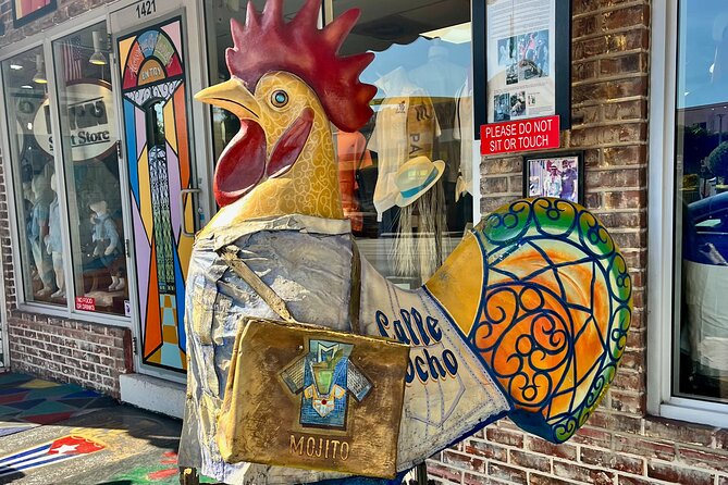 Miami 3 in 1 City Tour: South Beach, Wynwood & Little Havana - Little Havana and Calle Ocho: the most hands-on stop