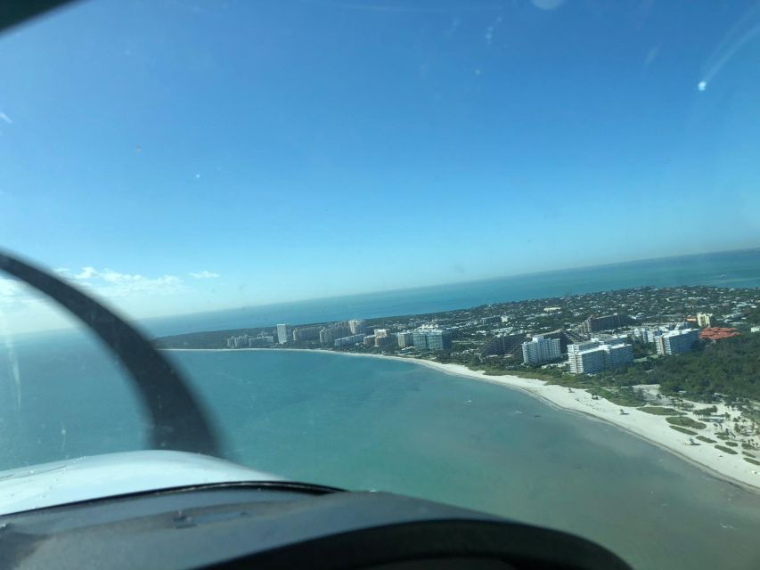 Miami: 60-Minute Airplane Flight Discovery Lesson Ticket - Taking the controls above Miami Beach