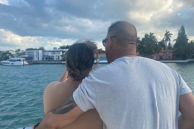 Miami 75 Min Boat Tour Biscayne Bay and Celebrity Homes Island - Key points to know before you book