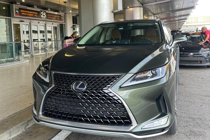 Miami Airport | Hotel | Port | Private Lux SUV - Airport Pickup After Customs