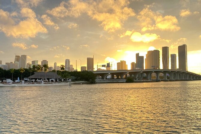 Miami and Bayside 90 min Cruise of Celebrity Islands - The Venetian Islands and the story of Millionaire’s Row