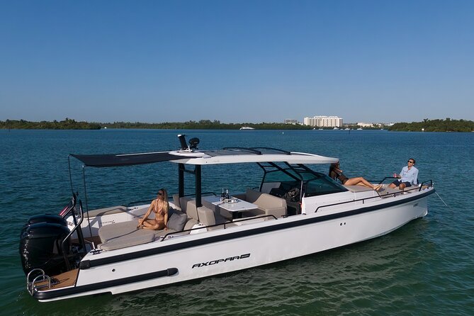 Miami Bay Discovery Private Yacht Cruise with Captain - Who will enjoy this most?