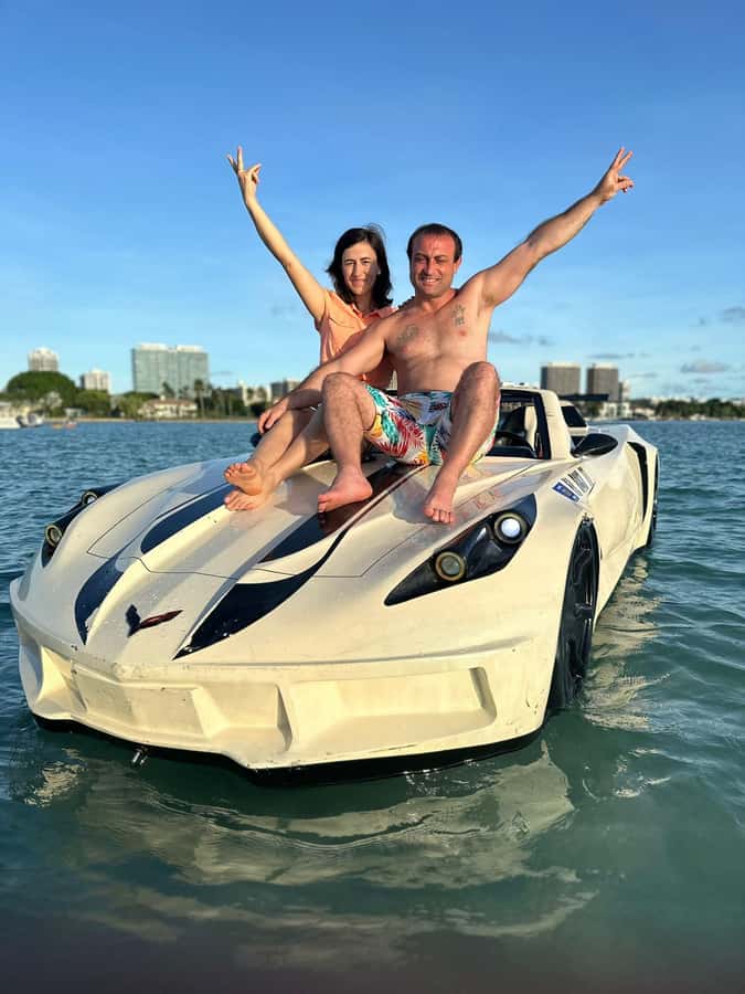 Miami Beach: 1 Hour Jetcar Rentals & 30min Celeb Boat Tour - The first 30 minutes: a celebrity boat tour