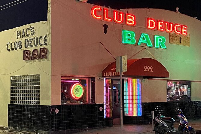 Miami Beach Bar Tour: Art Deco & Neon Lights by Local Historian - The pace, fitness, and practical side