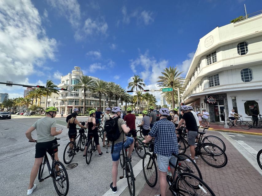Miami Beach: Bike or eBike Rental with Map - Española Way for a change of pace