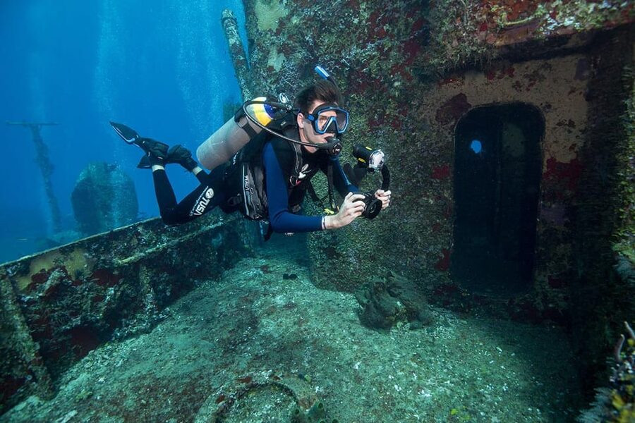 Miami Beach: Guided 2-Tank Reef and Wreck Dive Trip - What the $107 price really covers