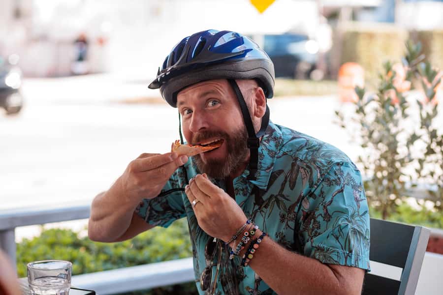 Miami Beach: Guided Bike Tour with Food Tasting (Adults) - Key points to know before you book