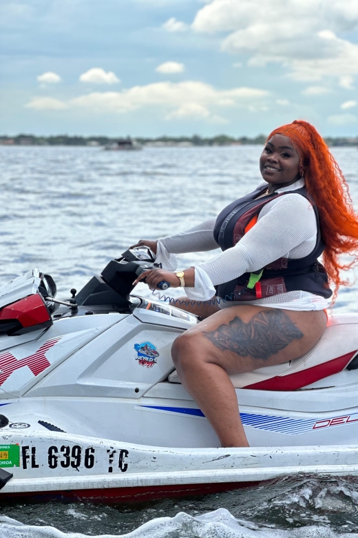 Miami Beach: Jetski Rental Experience with Boat and Drinks - One hour across Biscayne Bay