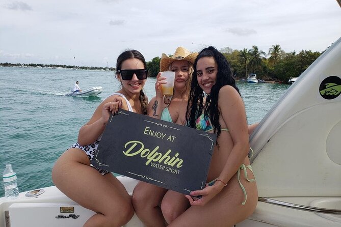 Miami Beach Luxury Yacht Adventure: Explore Stunning Coastline - Who will get the most from this trip