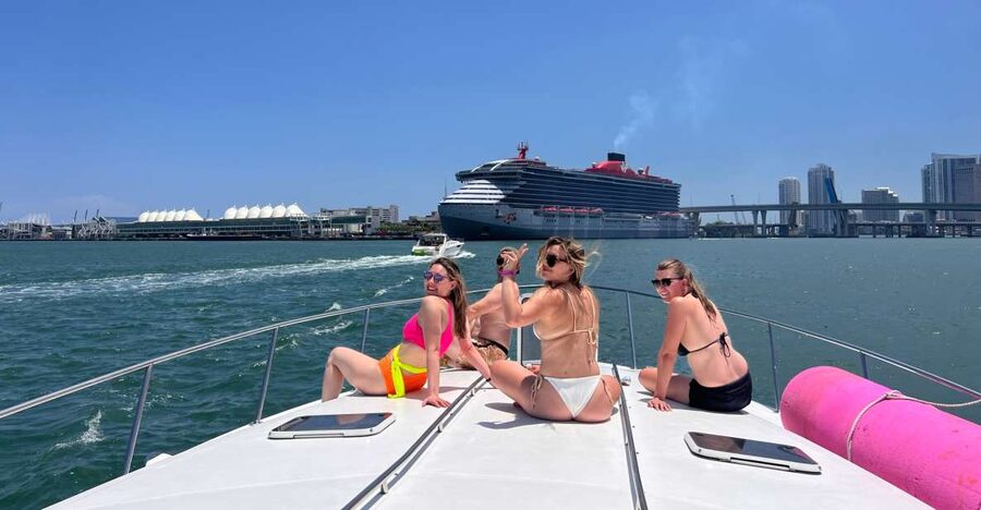 Miami Beach: Private Yacht Rental with Captain - The Captain and the Quality Question