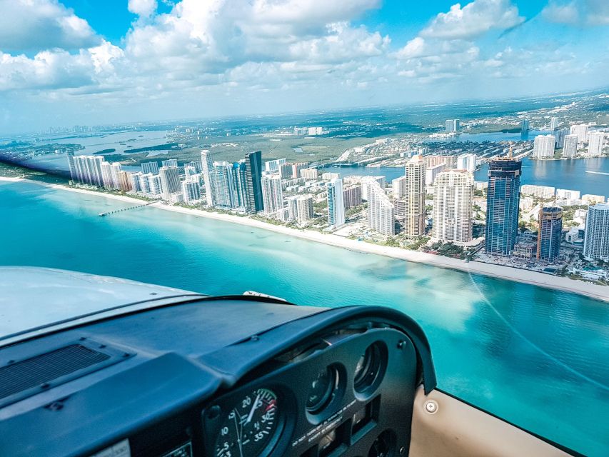 Miami Beach: South Beach Private Airplane Tour with Drinks - A small plane gives Miami a better shape