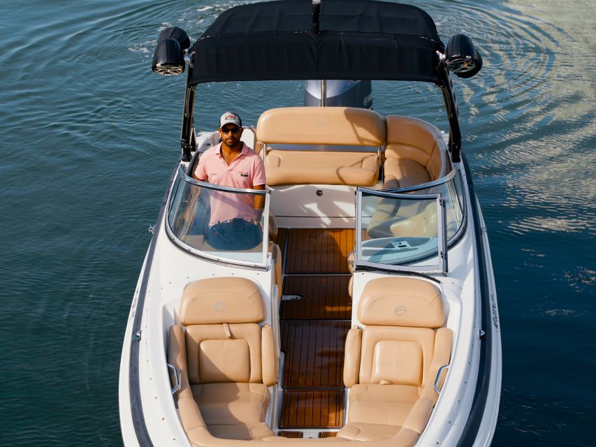 Miami Beach: Spectacular Sandbar & Skyline Boat Tour - Star Island, Fisher Island, and Monument Island
