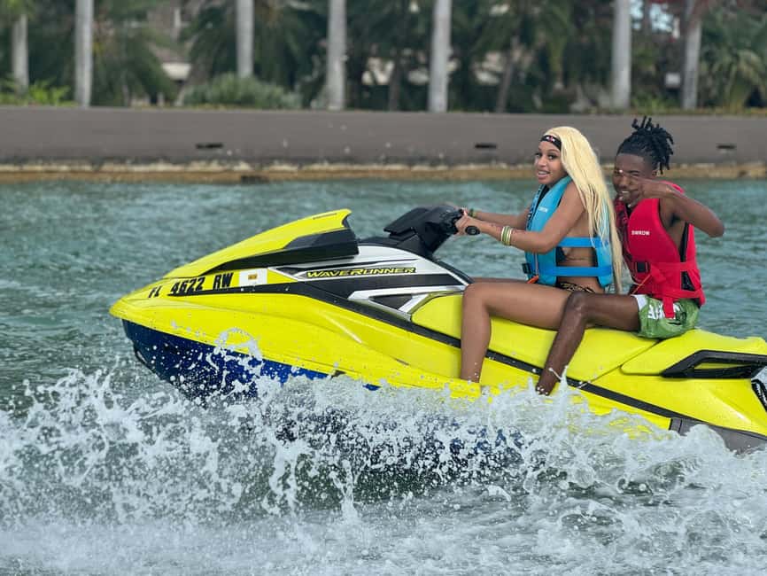 Miami Beach: WaveRunner 1 Hour Rental & 1 Hour Boat Ride - Key points to know before you book